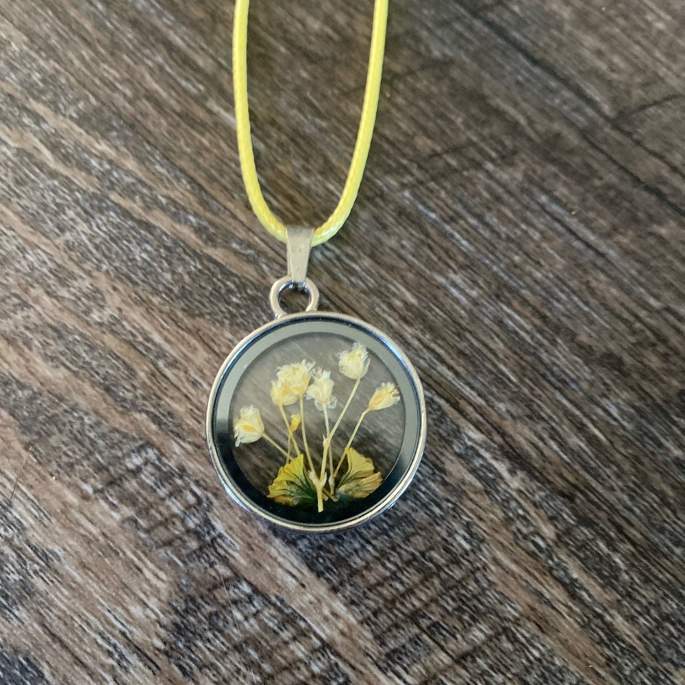 Round Pressed Yellow Flowers Necklace with yellow fabric necklace